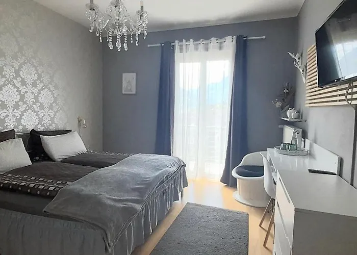 Nocleg ze śniadaniem Homesuitehome 3*